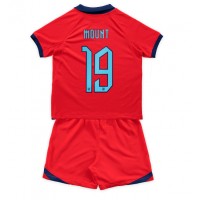 Billiga England Mason Mount #19 Barnkläder Borta fotbollskläder till baby VM 2022 Kortärmad (+ Korta byxor)